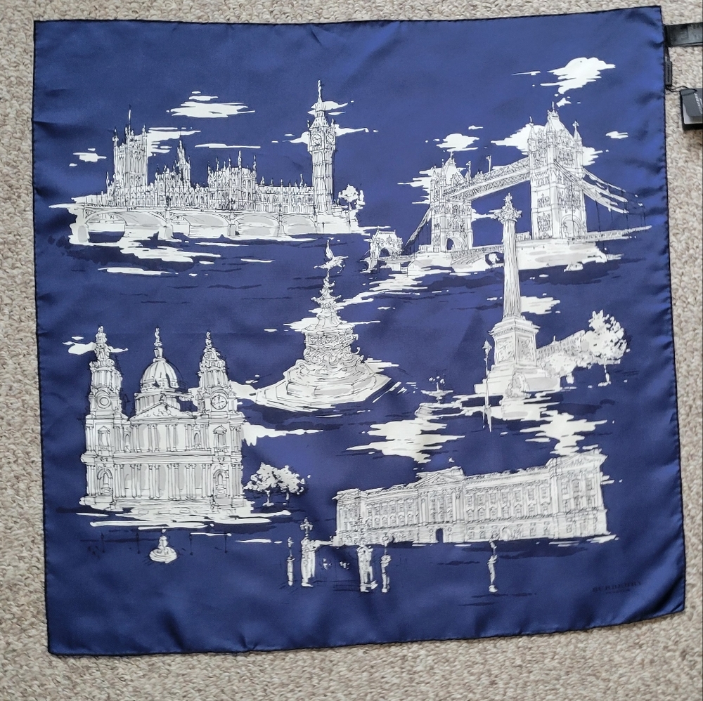 Burberry Prorsum Silk Scarf London City Brilliant Navy Print Unique Authentic
